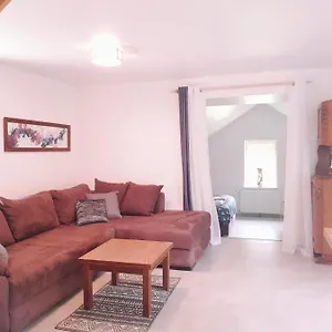 https://auberge-de-carlucet.midi-pyreneeshotels.com