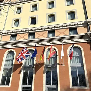 https://dali.midi-pyreneeshotels.com